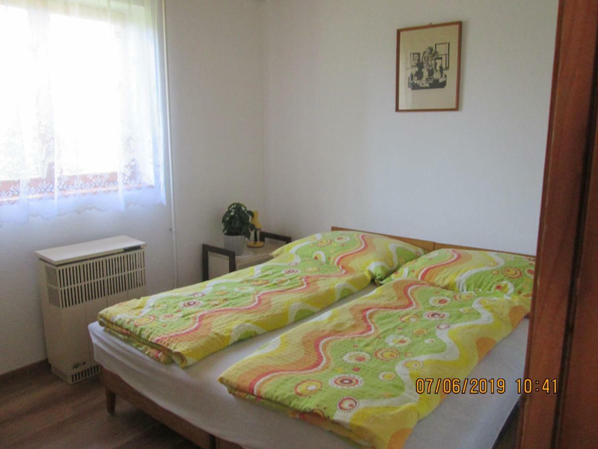 Fenyves Vendeghaz Apartment Balatonfenyves Exterior photo